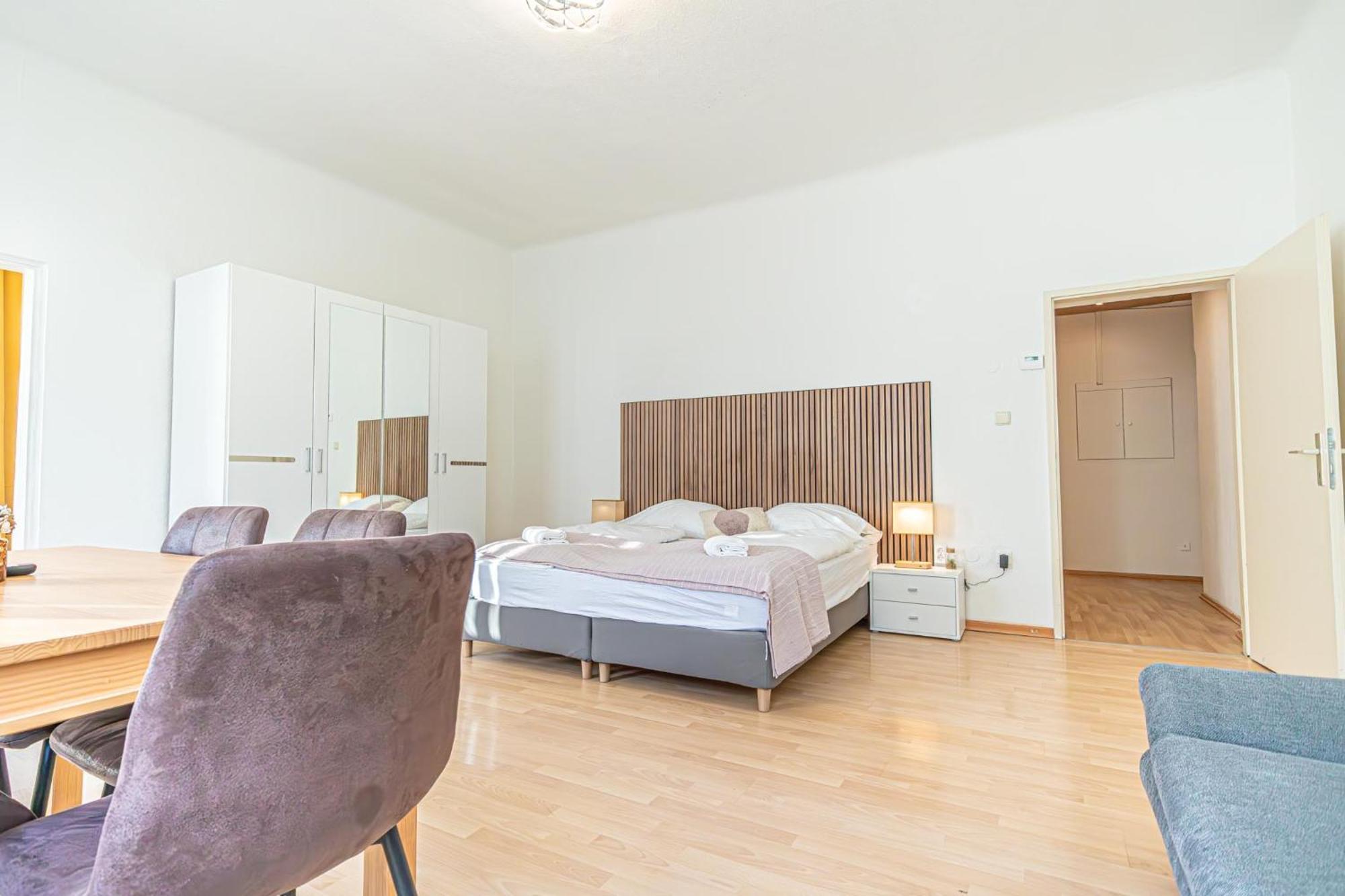 Desirable 2Br - Bookable For Longstays In Lockdown B Vienna Exterior photo