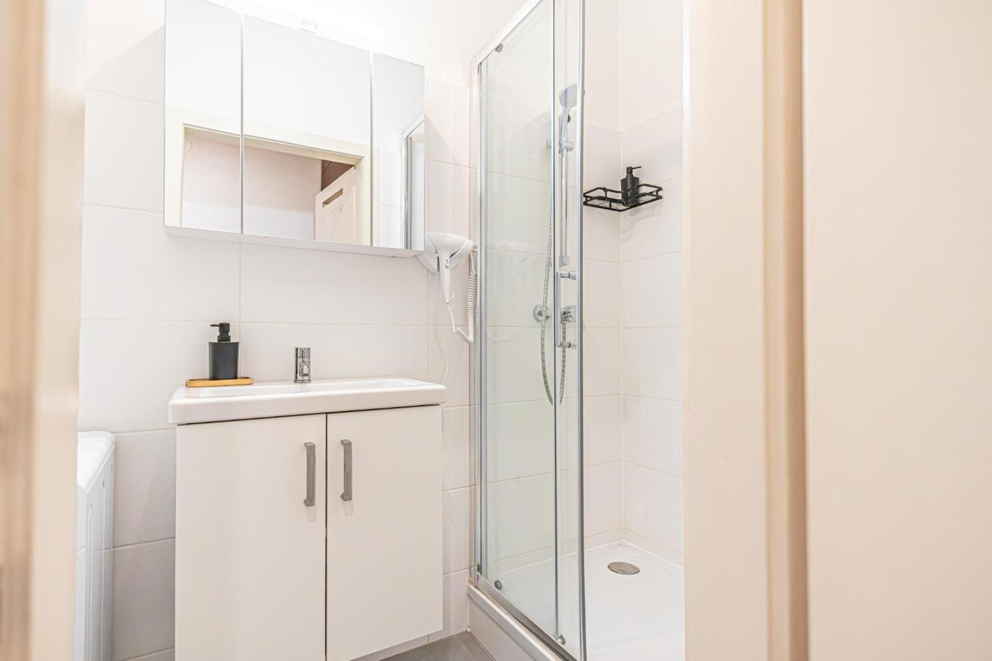 Desirable 2Br - Bookable For Longstays In Lockdown B Vienna Exterior photo